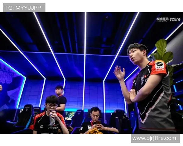 s15电竞热议和平精英EDG技术革新引领游戏新潮流与未来发展趋势探讨 s15电竞热议和平精英EDG技术革新引领游戏新潮流与未来发展趋势探讨